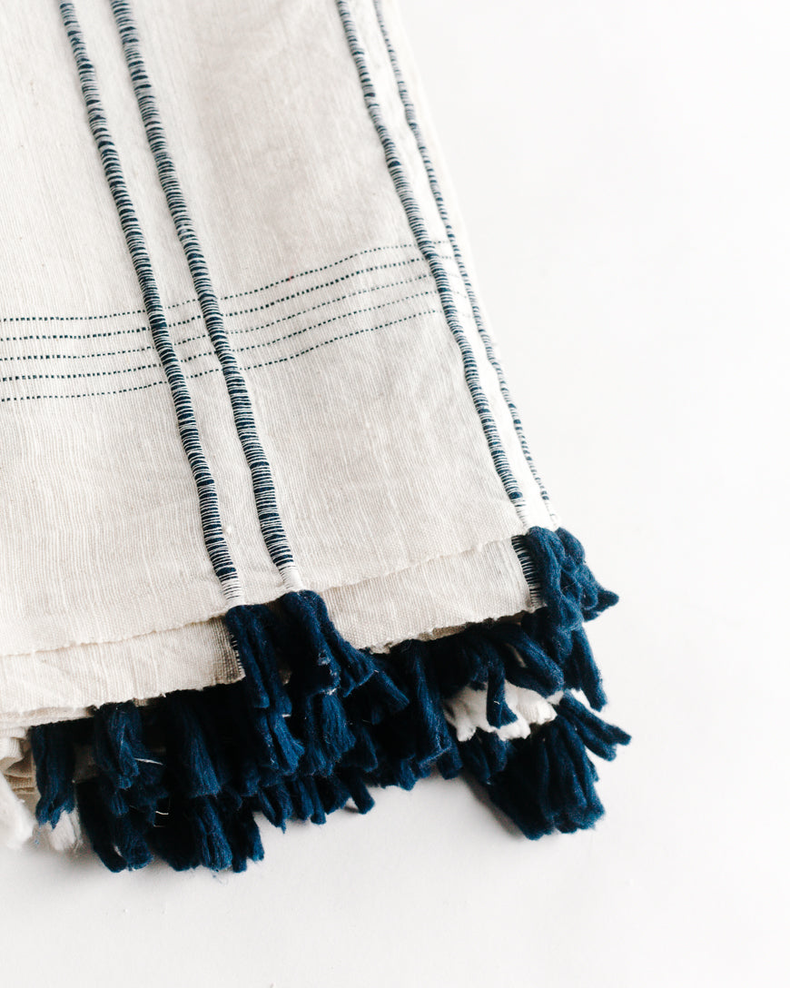 cotton tablecloth with tassels