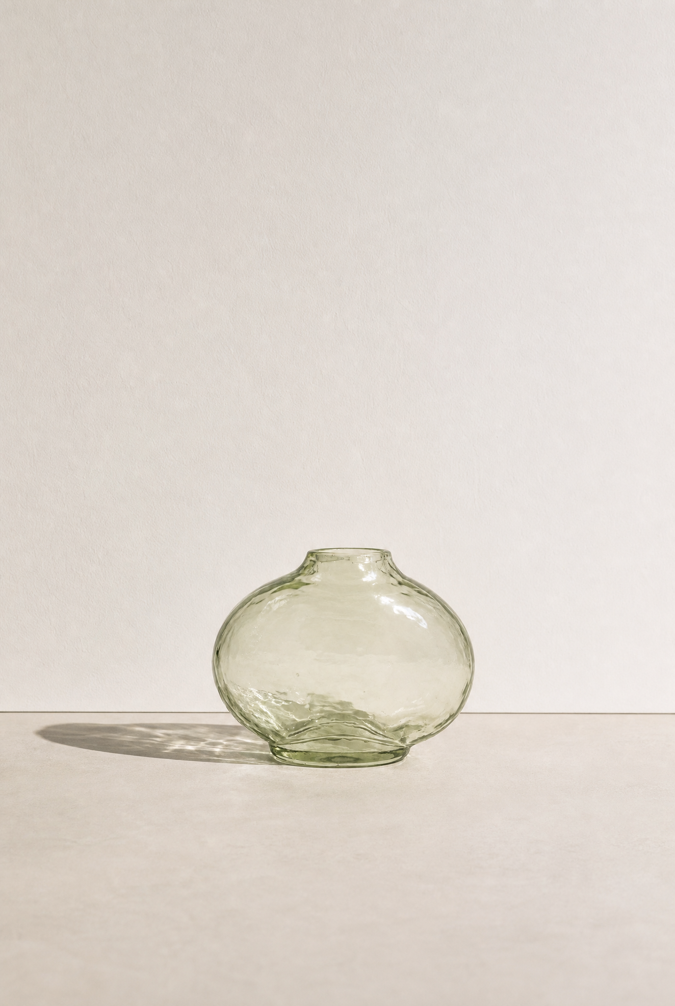 Pebble Handblown Hammered Bud Vase