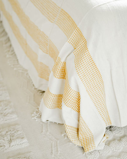 wholesale yellow dotted queen cotton blanket